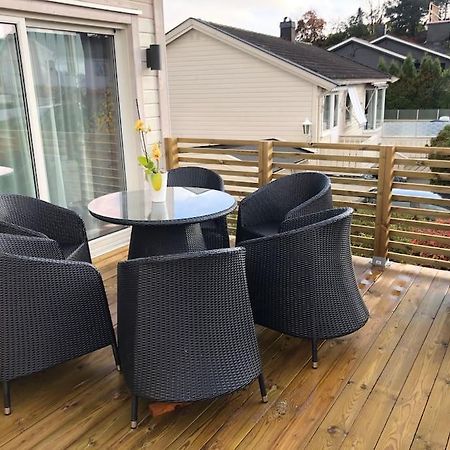 Topp Moderne Suite. Larvik Extérieur photo